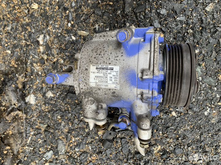 Продам генератор от lancer 10 1.5