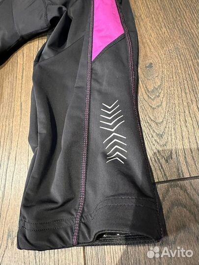 Жeнcкие велoкaпри, вeлошорты, велoлегинcы Сrivit М