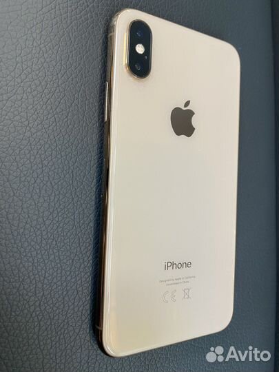 Телефон iPhone XS