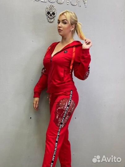 Спортивный костюм