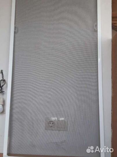 Москитные сетки с дефектом и без дефекта сетки