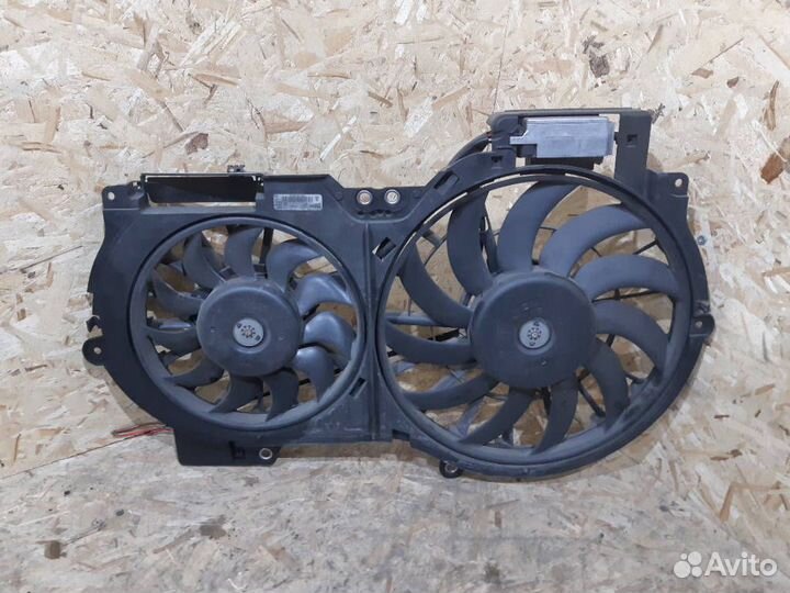 Вентилятор охлаждения радиатора 4F0121003A Audi A6