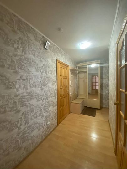 2-к. квартира, 60 м², 2/10 эт.