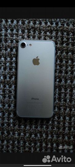 iPhone 7, 32 ГБ