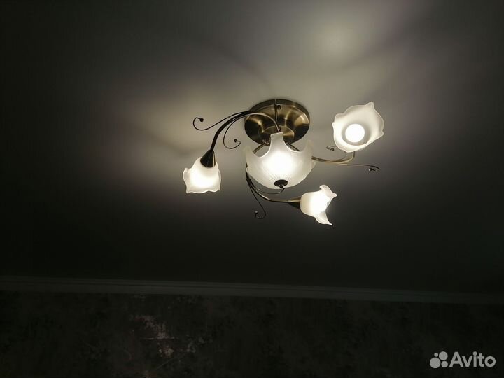 Люстра потолочная