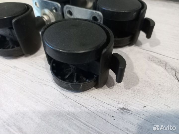 Мебельные колеса