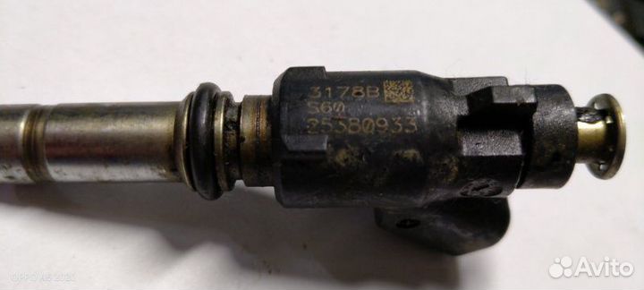 Форсунка топливная Chevrolet Aveo T200 F14S3 2005