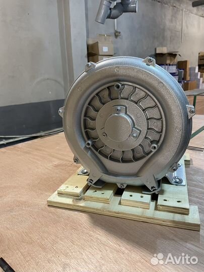 Вихревая воздуходувка