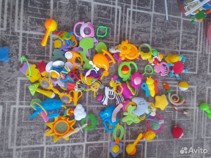 Развивающие игрушки