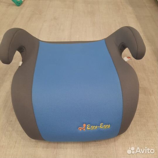 Детское сиденье в машину