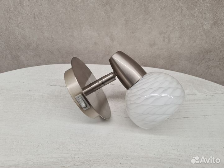 Настенный светильник бра