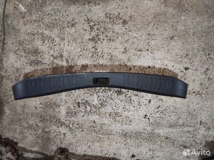 Накладка в багажник Форд фокус 2 Ford Focus 2