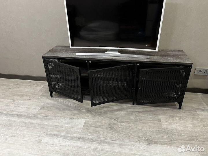 Тумба под телевизор IKEA