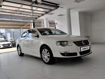 Volkswagen Passat 1.8 AMT, 2010, 130 000 км, с пробегом, цена 820 000 руб.