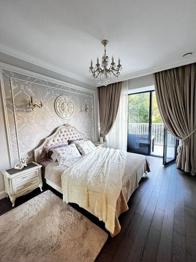 2-к. квартира, 120 м², 1/21 эт.