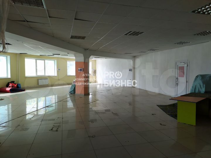 Торговая площадь, 700 м² без комиссии