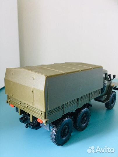 Урал с тентом/1:43