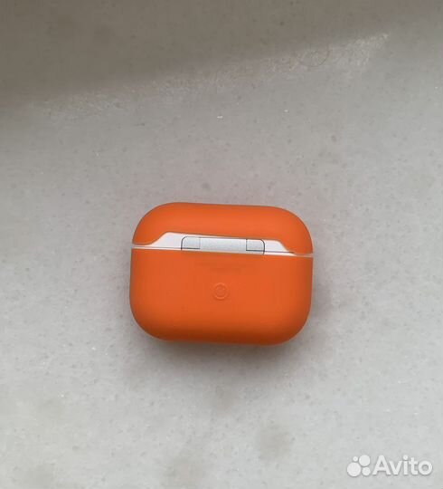 Чехол и наушники airpods pro2