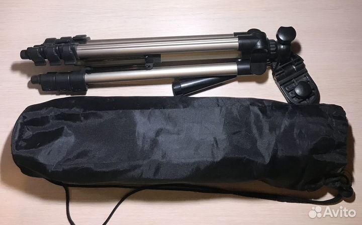Штатив для фотокамеры нов, фотоэкспонометр б/у