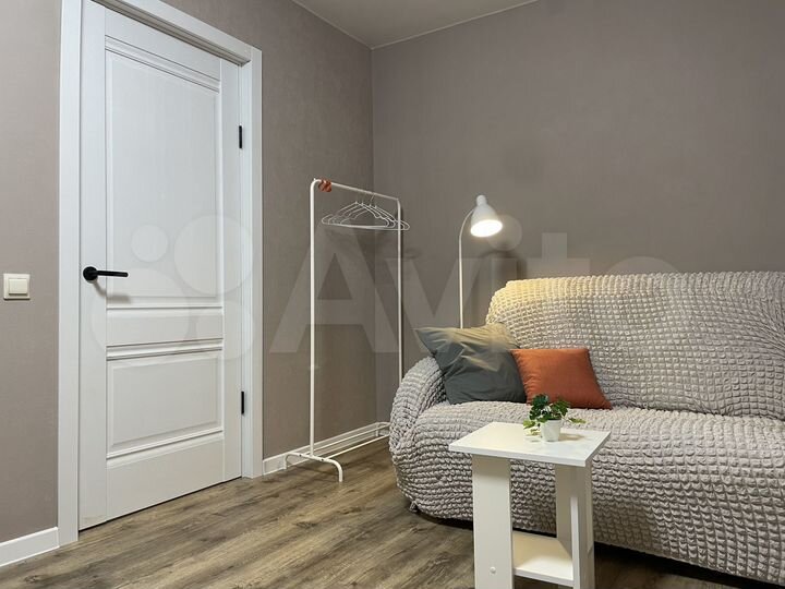 2-к. квартира, 43 м², 2/5 эт.