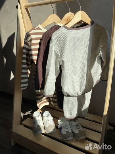 Новые детские костюмы 18-24