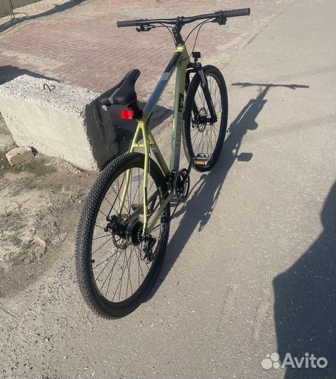 Руль(31,8 мм, 720/760 мм), вынос 90 мм