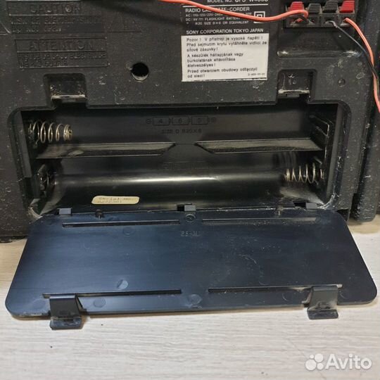 Кассетный магнитофон 