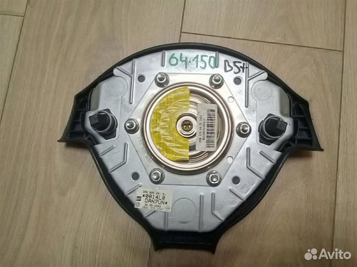 Подушка безопасности в рулевое колесо от VW Passa