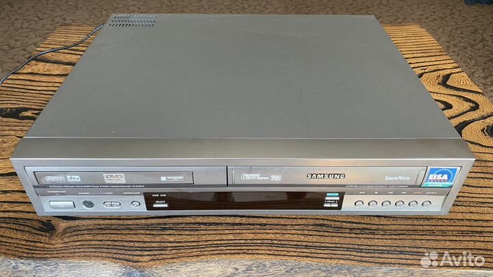 Видеомагнитофон