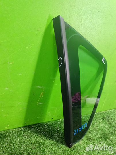 Стекло багажника левое Renault Scenic 2 (JM) 2008