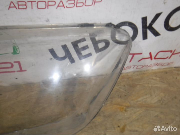 Стекло левой фары renault Logan Sandero 2 (14-18)