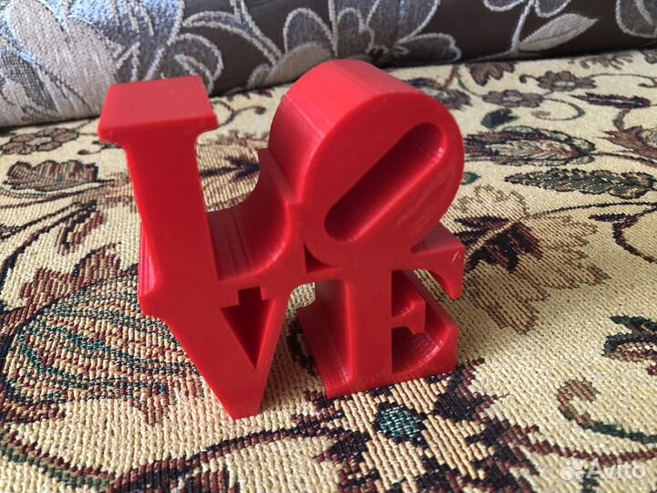 Интерьерная надпись love