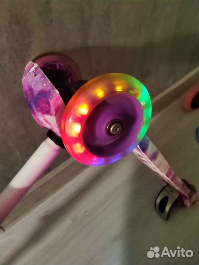 Самокат детский трехколесный