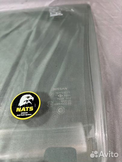 Стекло двери переднее левое Nissan Patrol Y61 ZD30