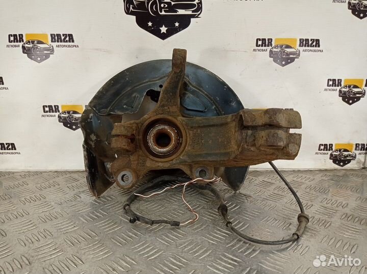 Кулак поворотный передний левый L Volvo XC60