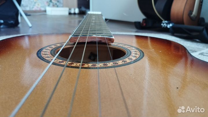 Акустическая гитара бу