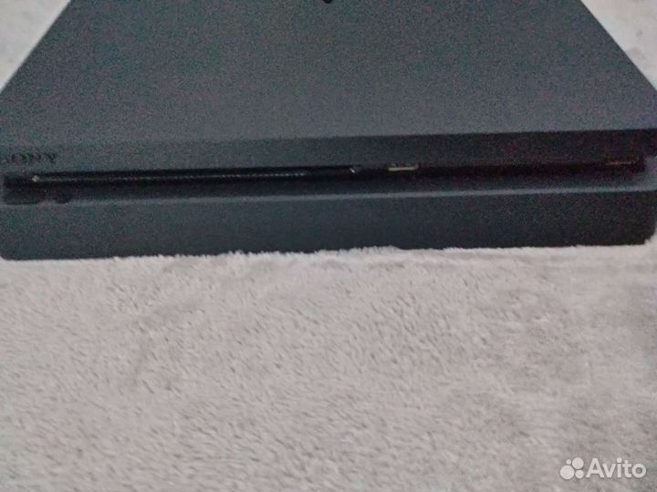 Sony PS4 slim 1tb