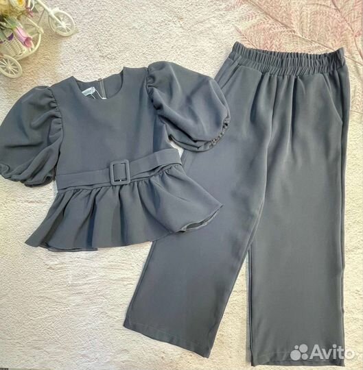 Школьный костюм для девочки