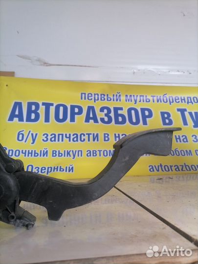 Педаль газа Ford Focus 2