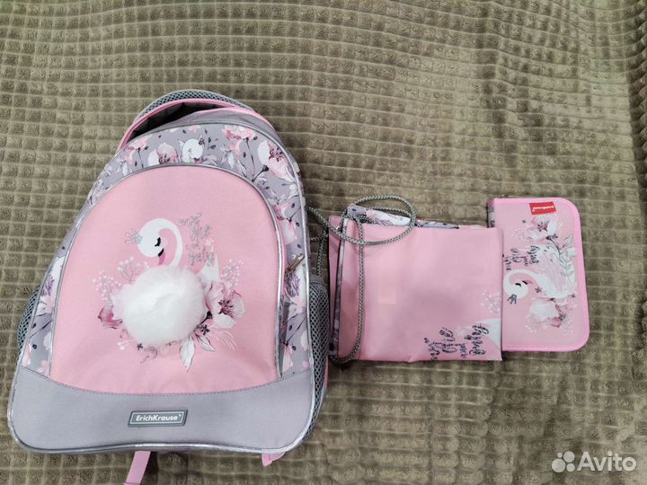 Рюкзак школьный для девочки новый
