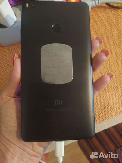 Xiaomi Mi Max 2, 4/64 ГБ