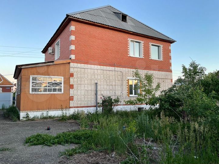 Коттедж 200 м² на участке 5 га