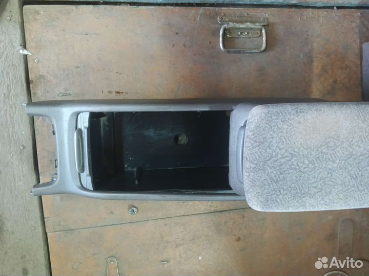 Бардачок mark2,cresta, chaser 100