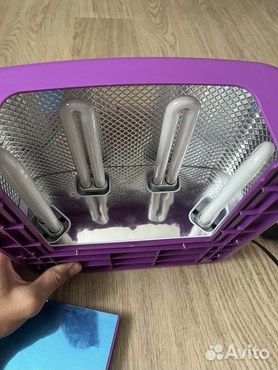 Лампа для ногтей