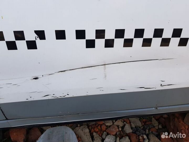 Дверь передняя правая Kia Rio 3