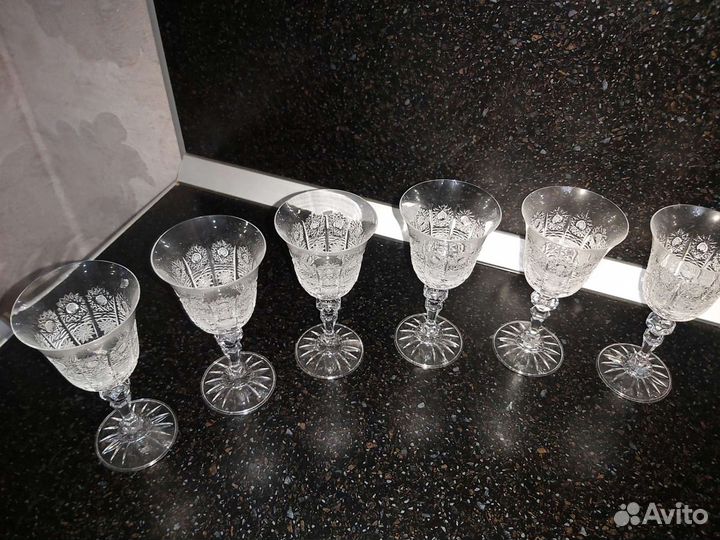 Чешская хрусталь. Бокалы на ножке Glasspo