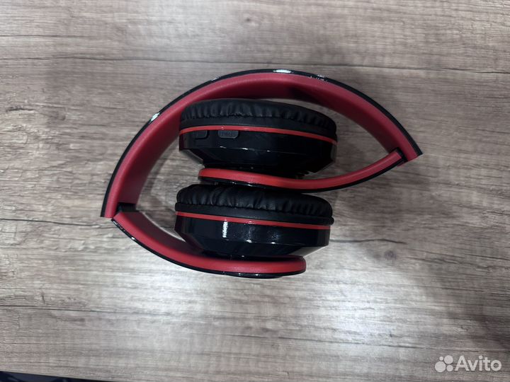 Беспроводные наушники