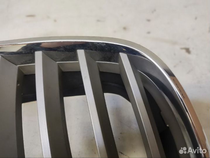 Решетка радиатора правая Bmw X5 E70 2006-2010