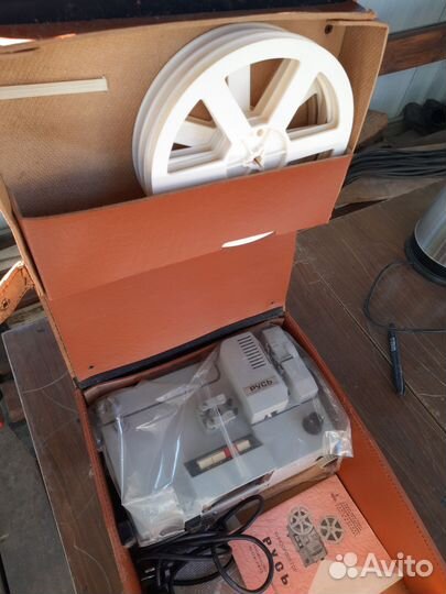 Кинопроектор Русь