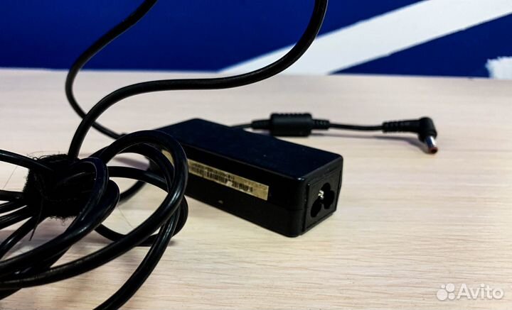 Блок питания для ноутбука Lenovo 20V 2A 5.5x2.5